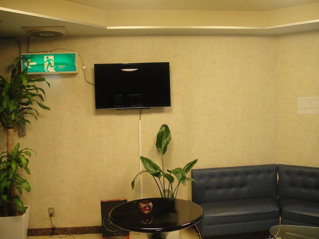Tokyo Banyan Hotel Bagian luar foto