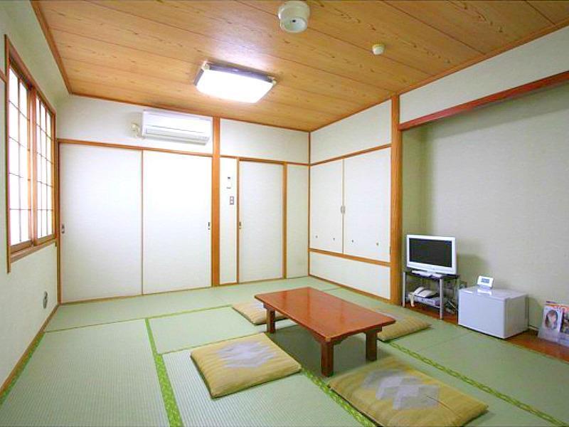 Tokyo Banyan Hotel Bagian luar foto