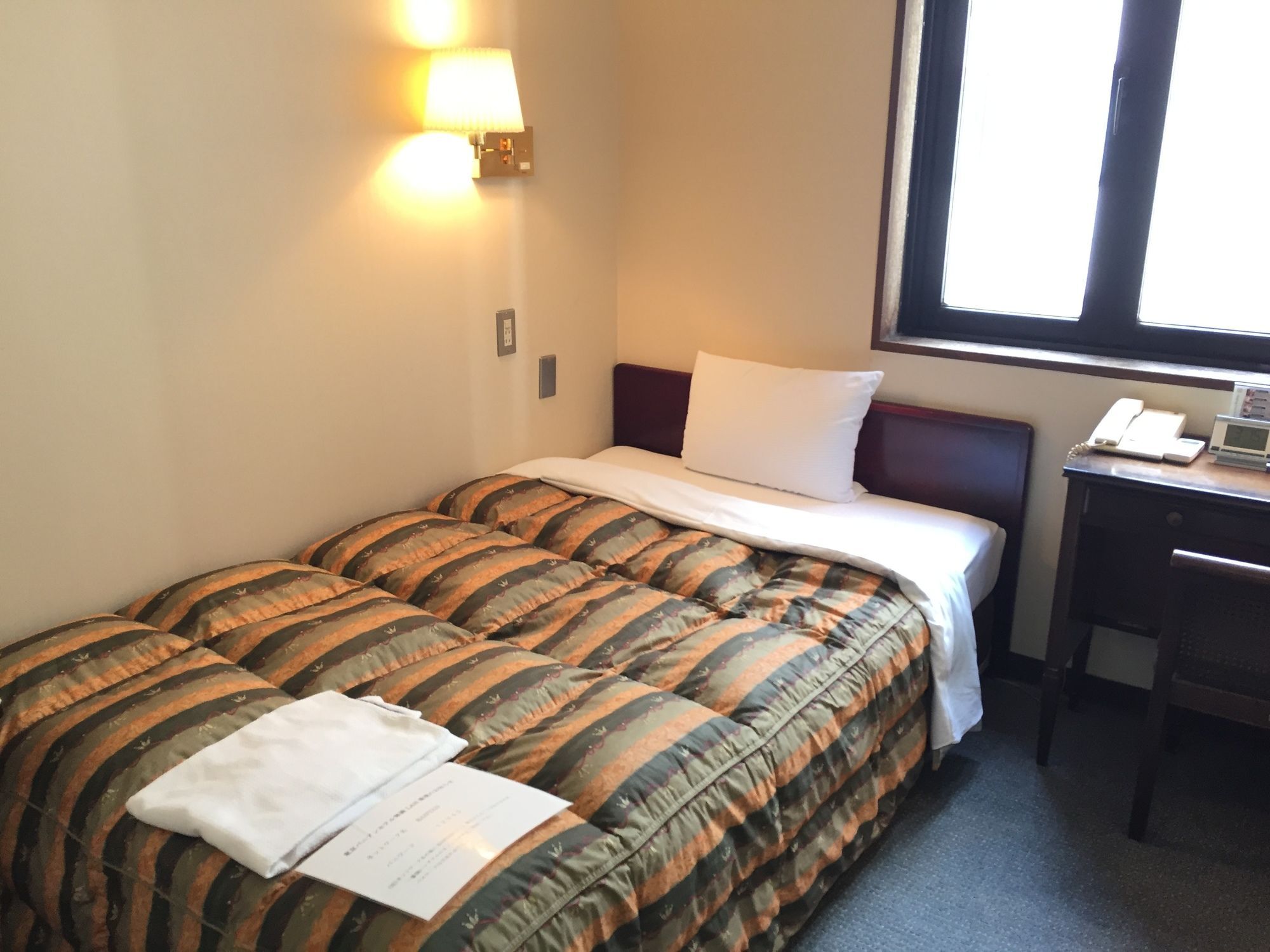 Tokyo Banyan Hotel Bagian luar foto