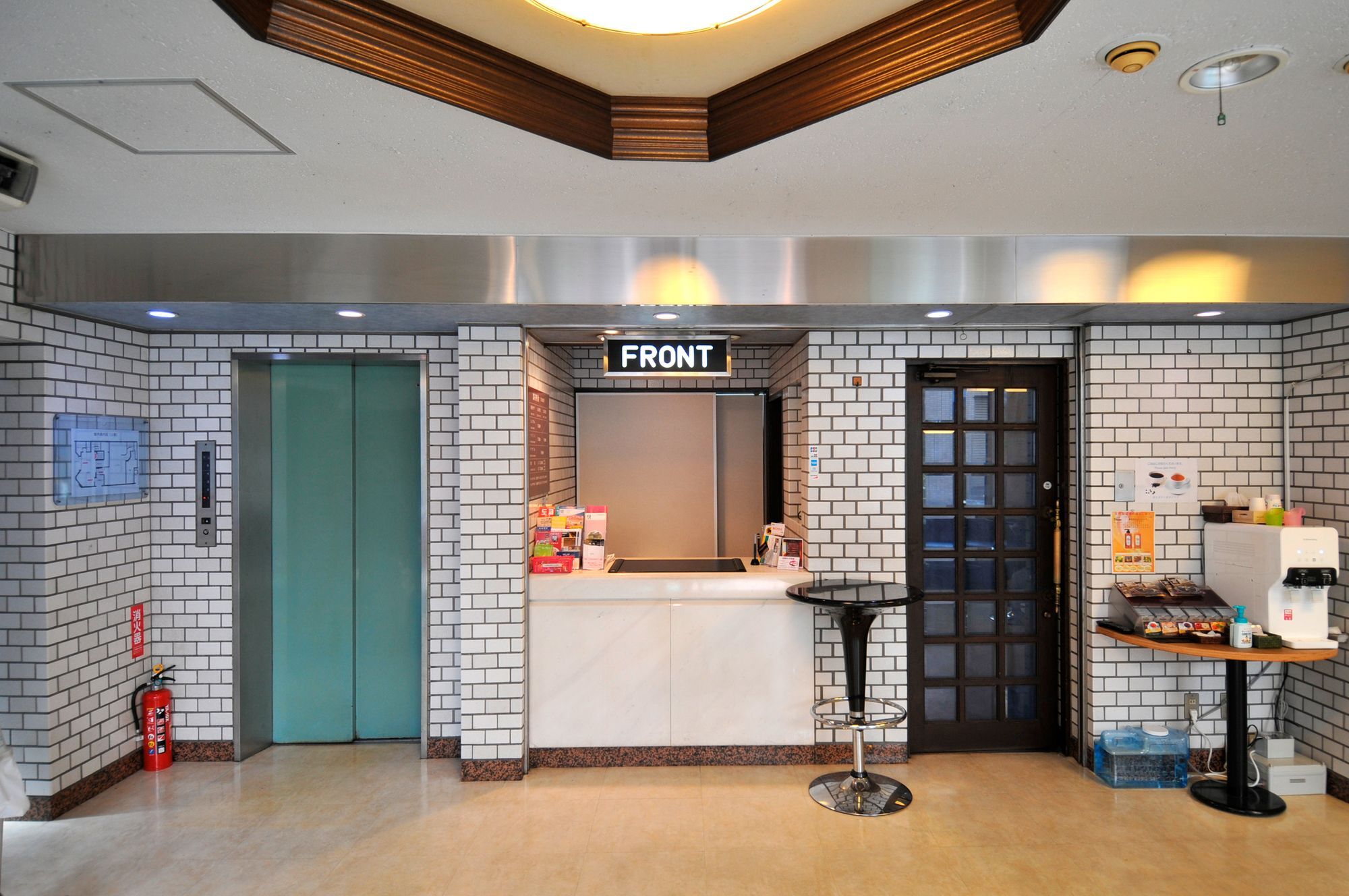 Tokyo Banyan Hotel Bagian luar foto